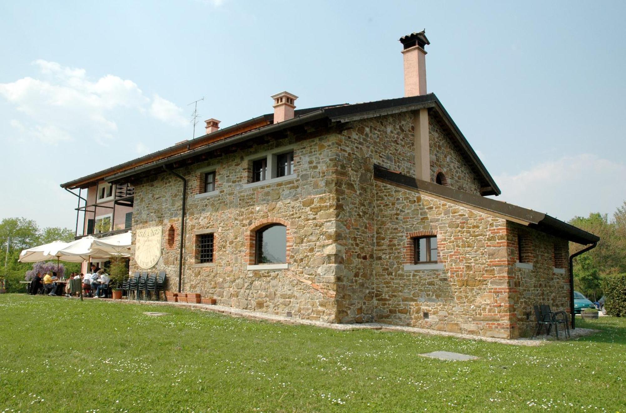 Agriturismo Scacciapensieri Buttrio Luaran gambar